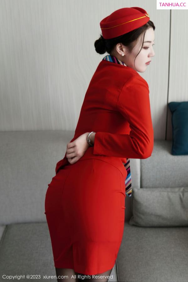   [XiuRen]高清写真图 2023.01.05 No.6088 米娜MnaL 制服黑丝第12张图片